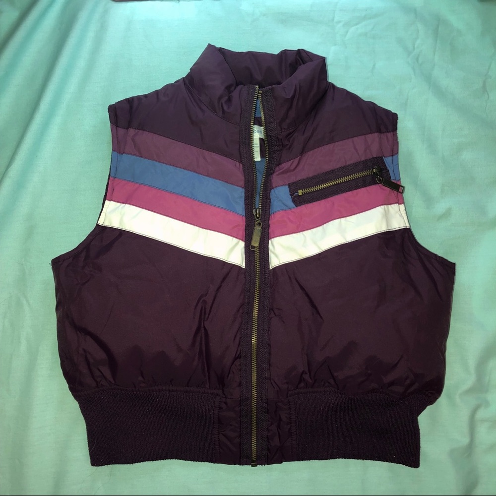 Retro looking puffer vest